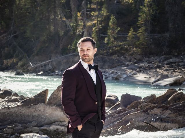 Brad and Ashley&apos;s wedding in Banff, Alberta 83