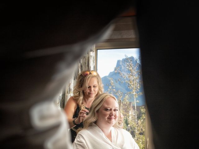 Mike and Jessica&apos;s wedding in Banff, Alberta 14