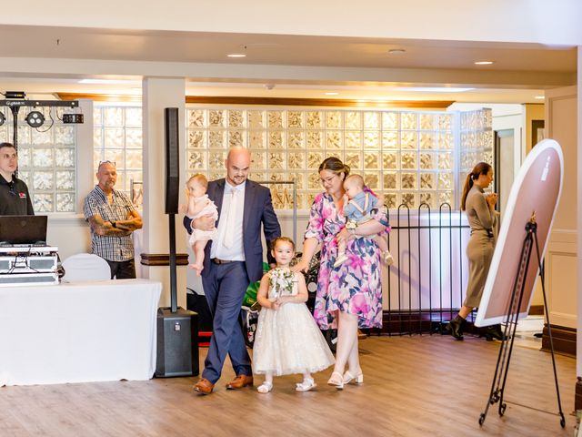 Rob and Kate's wedding in Ingersoll, Ontario 16