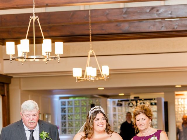 Rob and Kate's wedding in Ingersoll, Ontario 17