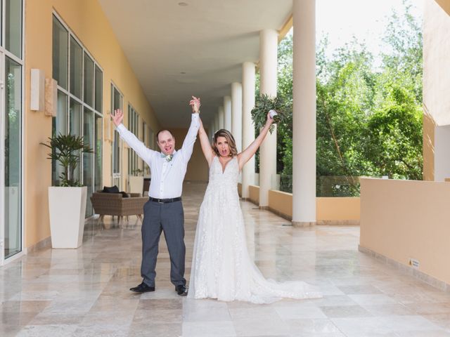 Mike and Anda's wedding in Niagara Falls, Ontario 28