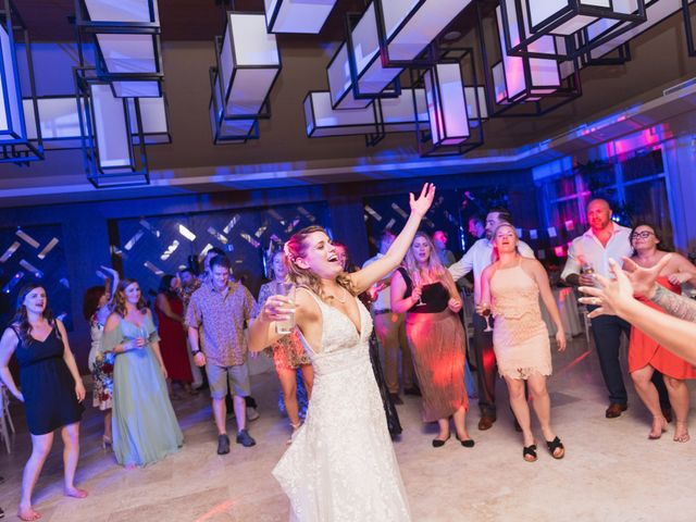 Mike and Anda's wedding in Niagara Falls, Ontario 82
