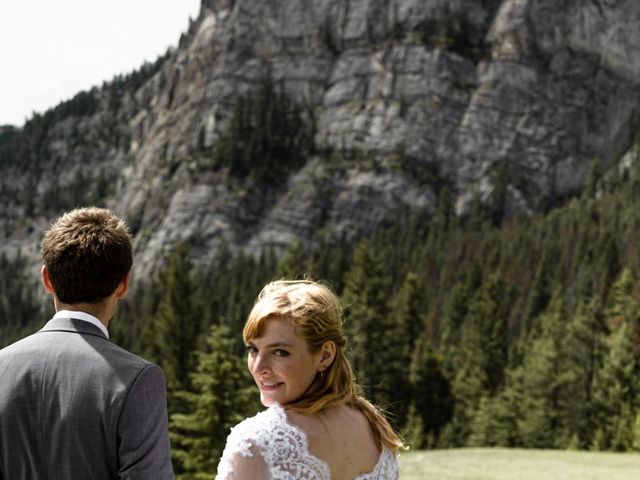 Rob and Victoria&apos;s wedding in Banff, Alberta 5