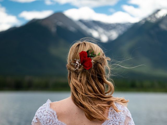 Rob and Victoria&apos;s wedding in Banff, Alberta 12