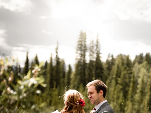 Rob and Victoria&apos;s wedding in Banff, Alberta 14