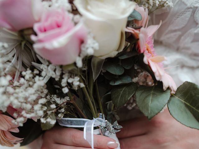 Brad and Natalie's wedding in Fort Langley, British Columbia 28