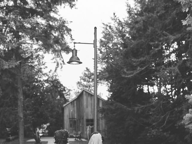 Mike and Diana&apos;s wedding in Kleinburg, Ontario 50