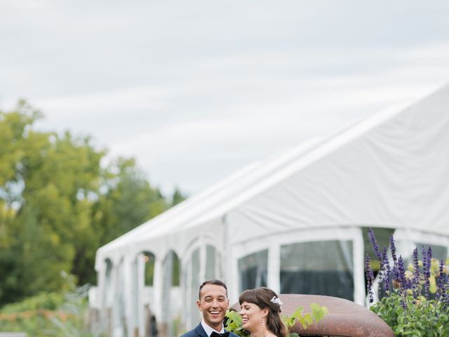 Tyler and Hayley&apos;s wedding in Niagara on the Lake, Ontario 82