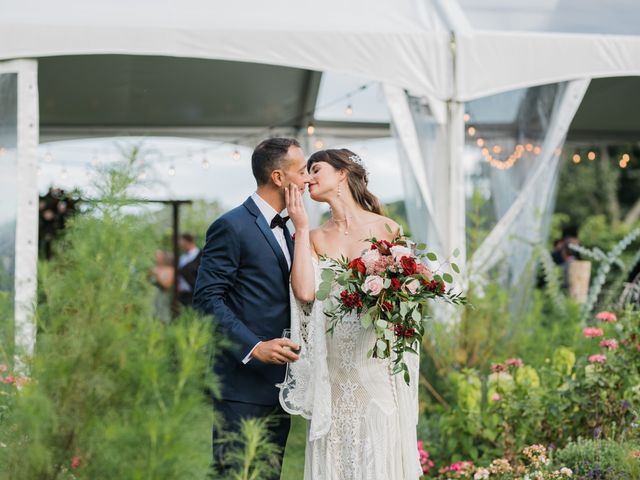 Tyler and Hayley&apos;s wedding in Niagara on the Lake, Ontario 38