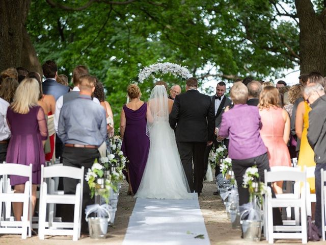 Tanner and Lauren&apos;s wedding in Waterdown, Ontario 18