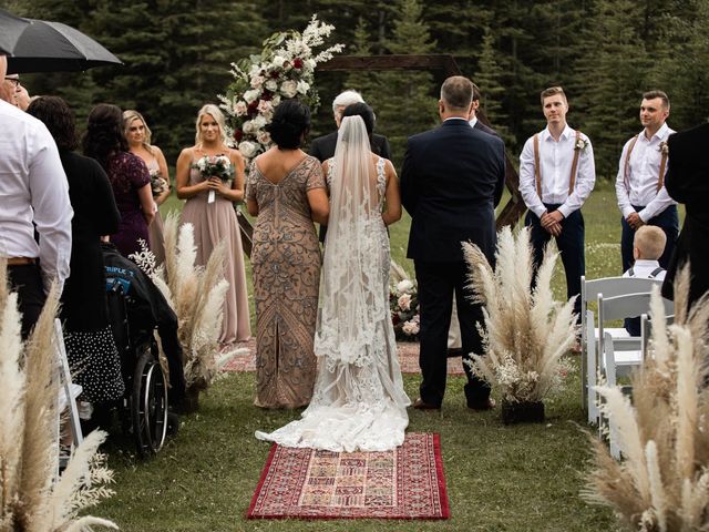 Dysin and Brittney&apos;s wedding in Canmore, Alberta 123