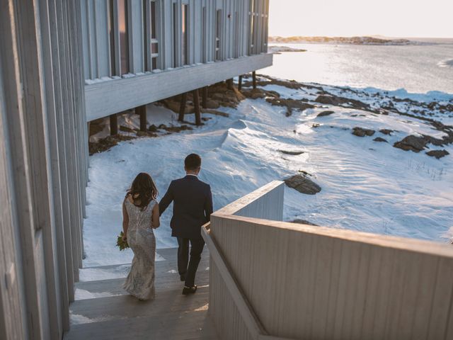Liang and Karen&apos;s wedding in Fogo, Newfoundland and Labrador 12
