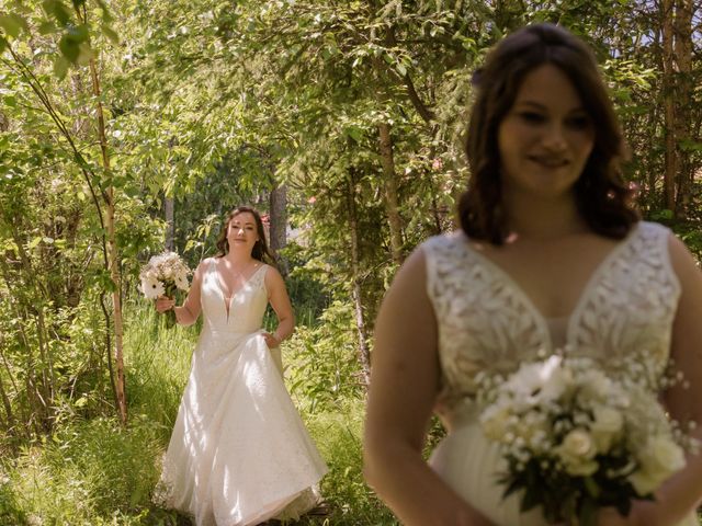 Vanessa and Lindsay&apos;s wedding in Golden, British Columbia 5