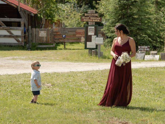 Vanessa and Lindsay&apos;s wedding in Golden, British Columbia 13