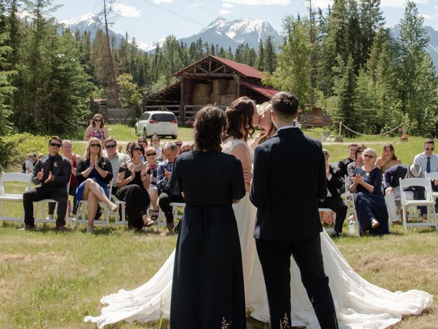 Vanessa and Lindsay&apos;s wedding in Golden, British Columbia 21