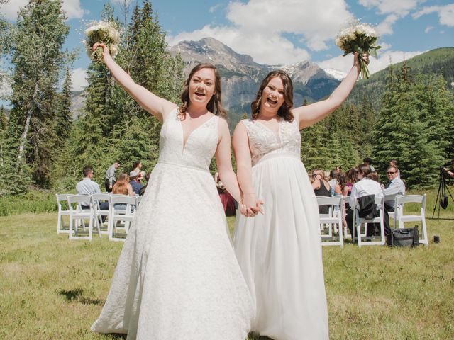 Vanessa and Lindsay&apos;s wedding in Golden, British Columbia 24