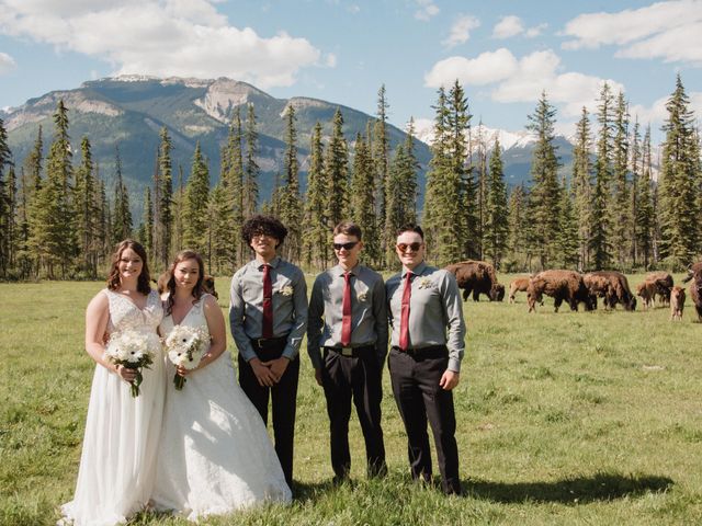 Vanessa and Lindsay&apos;s wedding in Golden, British Columbia 32