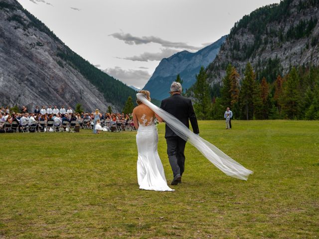 Kaitlyn and Mike&apos;s wedding in Banff, Alberta 12