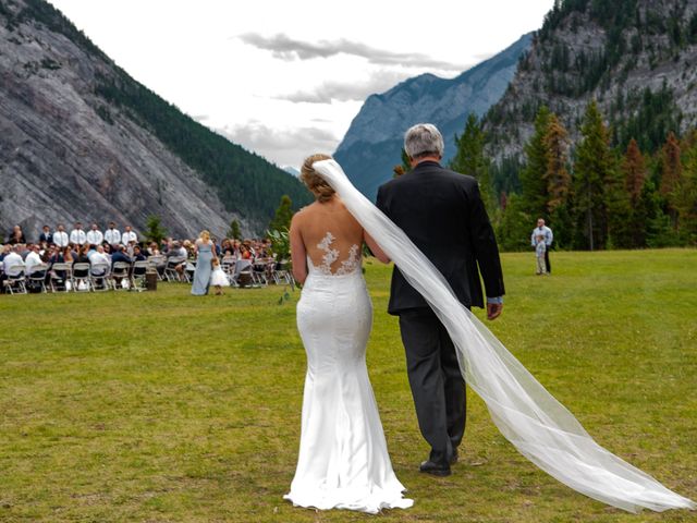 Kaitlyn and Mike&apos;s wedding in Banff, Alberta 15