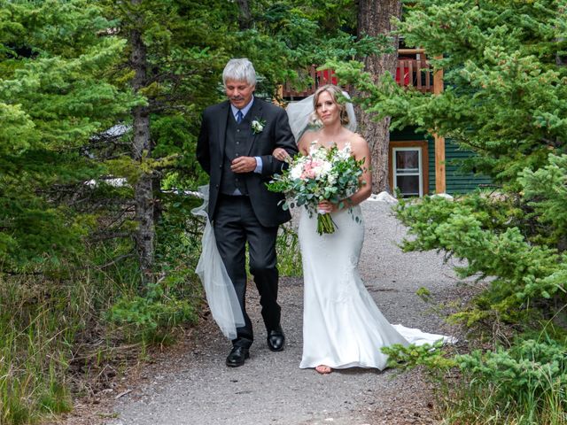 Kaitlyn and Mike&apos;s wedding in Banff, Alberta 17