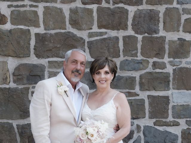 Joseph and Nicole&apos;s wedding in La Prairie, Quebec 33