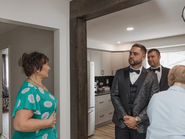 Patrycja and Arthur's wedding in Ancaster, Ontario 32