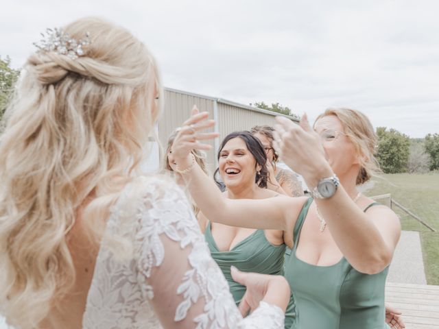 Patrycja and Arthur's wedding in Ancaster, Ontario 98