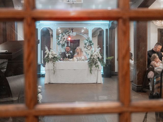Patrycja and Arthur's wedding in Ancaster, Ontario 391