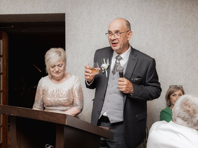 Patrycja and Arthur's wedding in Ancaster, Ontario 398