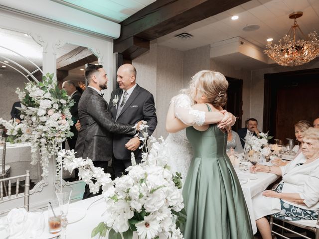 Patrycja and Arthur's wedding in Ancaster, Ontario 401