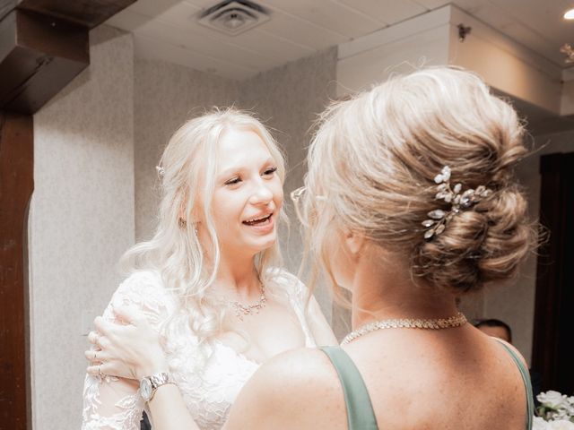 Patrycja and Arthur's wedding in Ancaster, Ontario 402