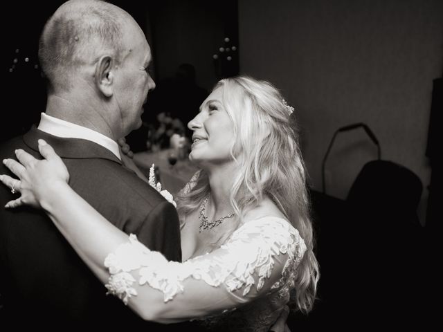 Patrycja and Arthur's wedding in Ancaster, Ontario 431