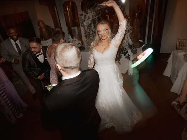 Patrycja and Arthur's wedding in Ancaster, Ontario 449