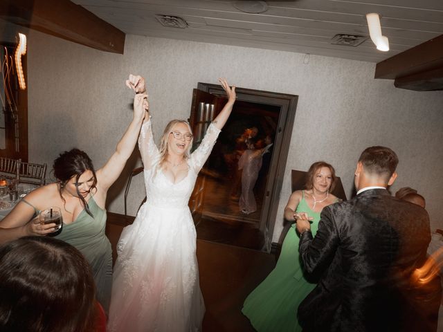 Patrycja and Arthur's wedding in Ancaster, Ontario 452