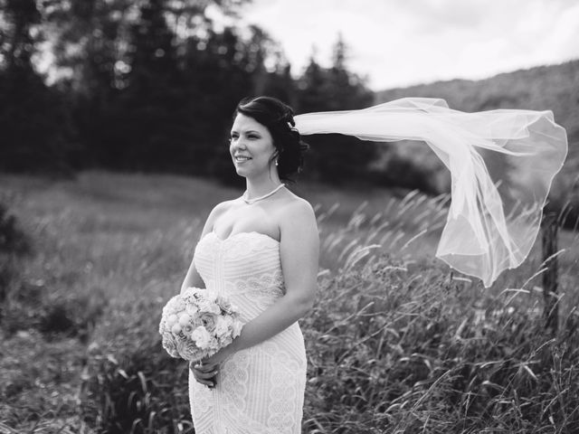 Logan and Jelisa&apos;s wedding in Deer Lake, Newfoundland and Labrador 12
