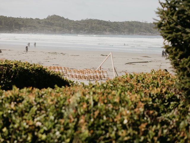 Tyler and Kaisha&apos;s wedding in Tofino, British Columbia 12