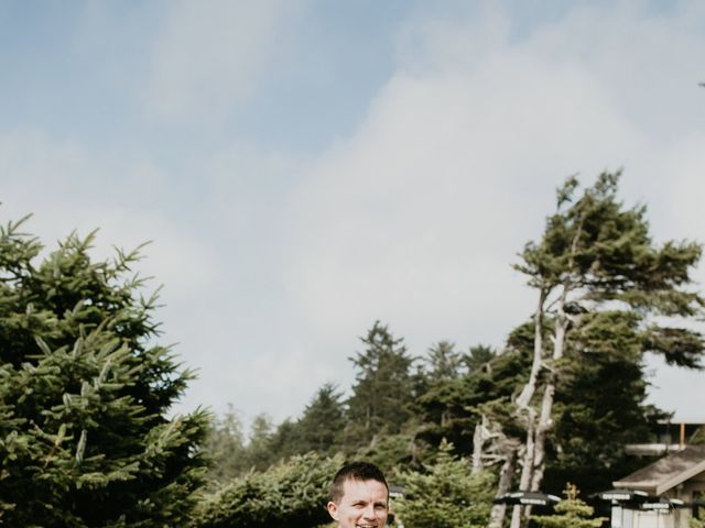 Tyler and Kaisha&apos;s wedding in Tofino, British Columbia 25