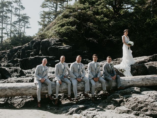 Tyler and Kaisha&apos;s wedding in Tofino, British Columbia 37