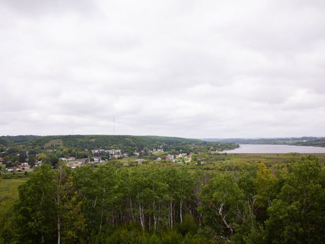 Dmytro and Nicki&apos;s wedding in Minnedosa, Manitoba 9