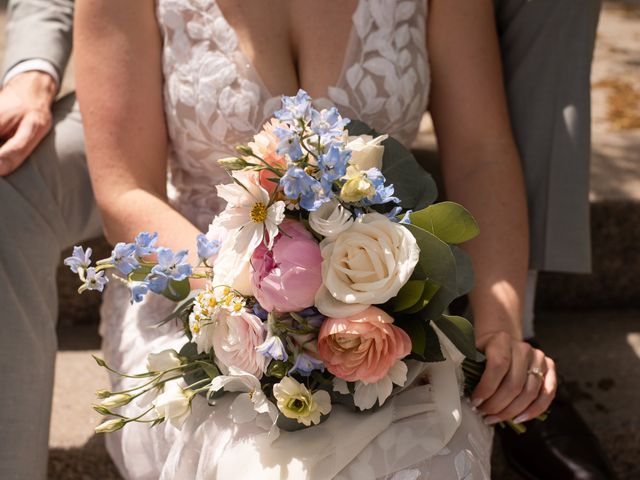 Iain and Rachel's wedding in Lincoln, Ontario 5
