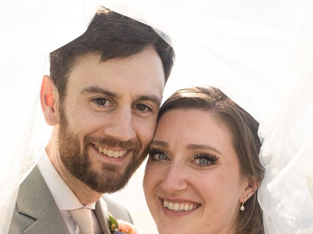Iain and Rachel's wedding in Lincoln, Ontario 6