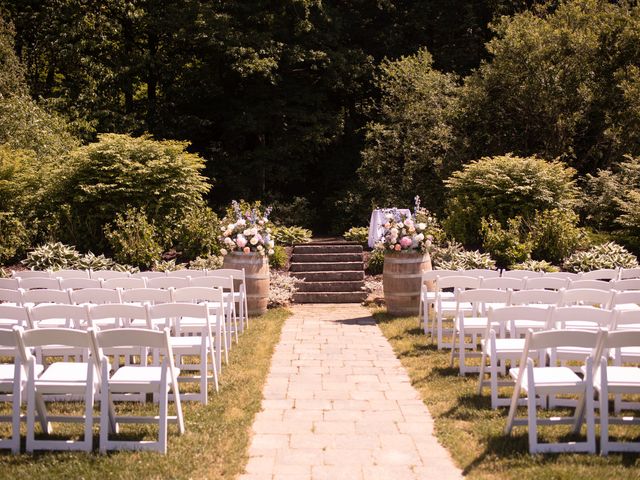 Iain and Rachel's wedding in Lincoln, Ontario 10