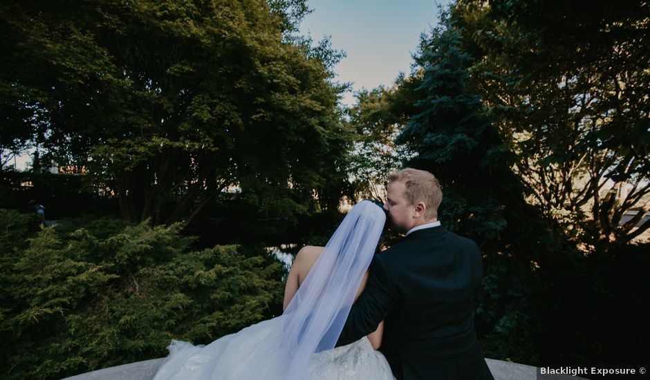 James and Florievic's wedding in Niagara Falls, Ontario
