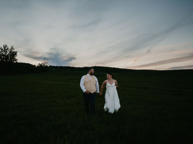 Kyle and Leanna&apos;s wedding in Burlington, Ontario 31
