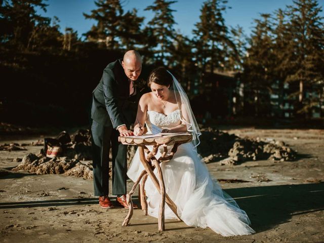 Jason and Mia&apos;s wedding in Tofino, British Columbia 1