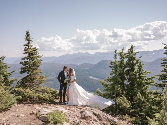 Seamus and Courtney's wedding in Victoria, British Columbia 31