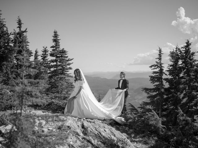 Seamus and Courtney's wedding in Victoria, British Columbia 37