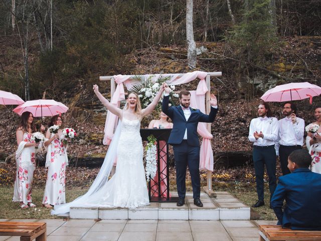 Caelan and Amelia&apos;s wedding in Cumberland, Ontario 18