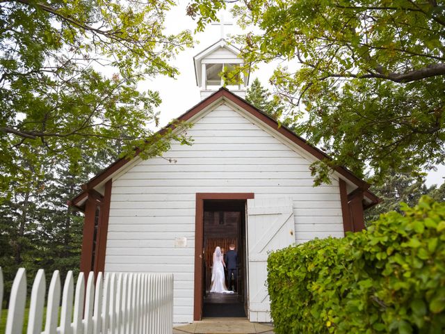Stefan and Angela's wedding in Calgary, Alberta 5
