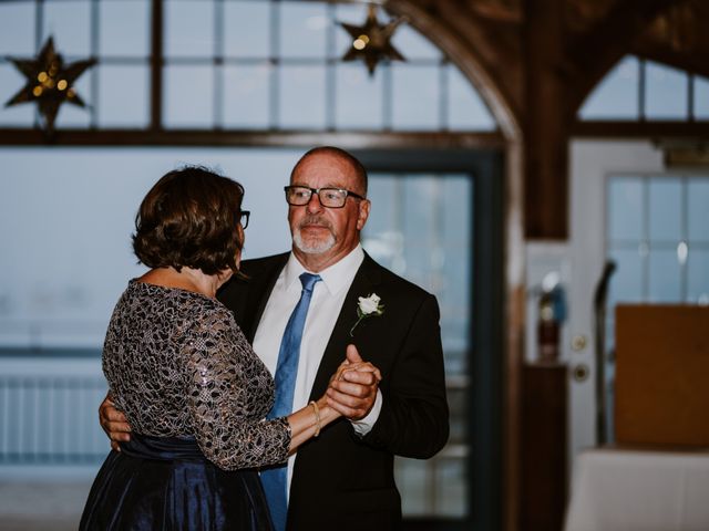 Paul and Becky&apos;s wedding in Port Colborne, Ontario 193